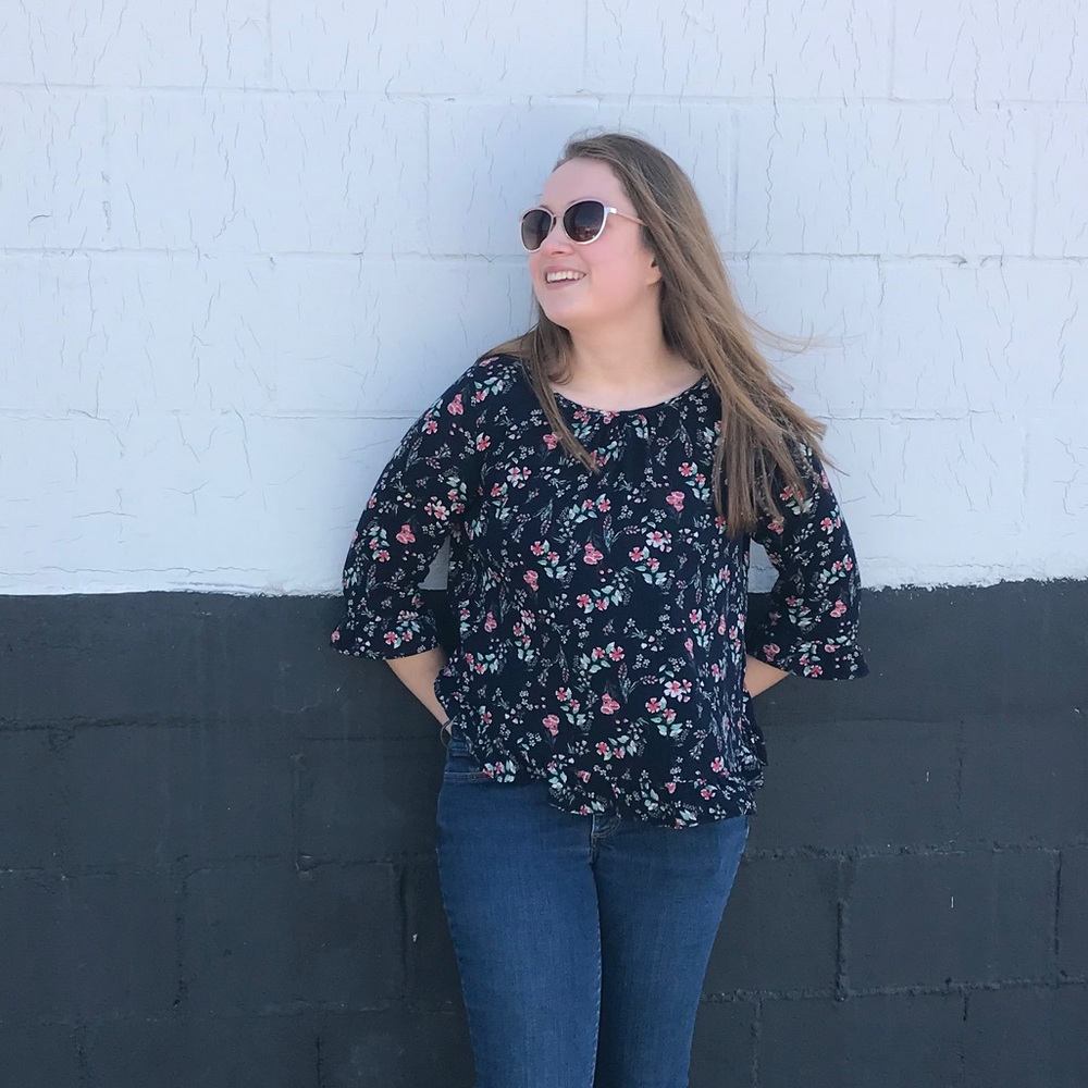 Meet your Posher, Abigail